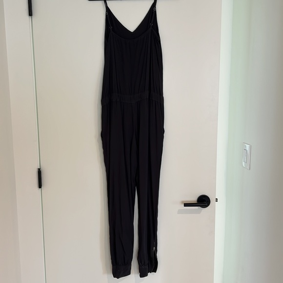 Splendid Jumpsuit, size small, charcoal gray - Picture 5 of 5